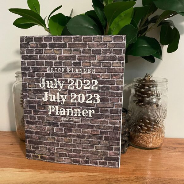 Brick Planner: July 2022-July 2023 Planner